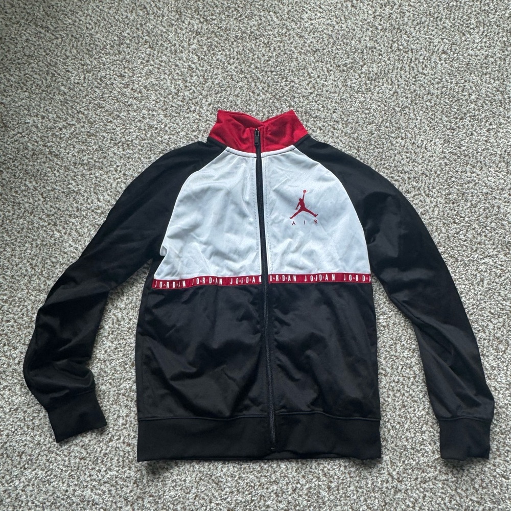 Kids Jordan Jacket Size L